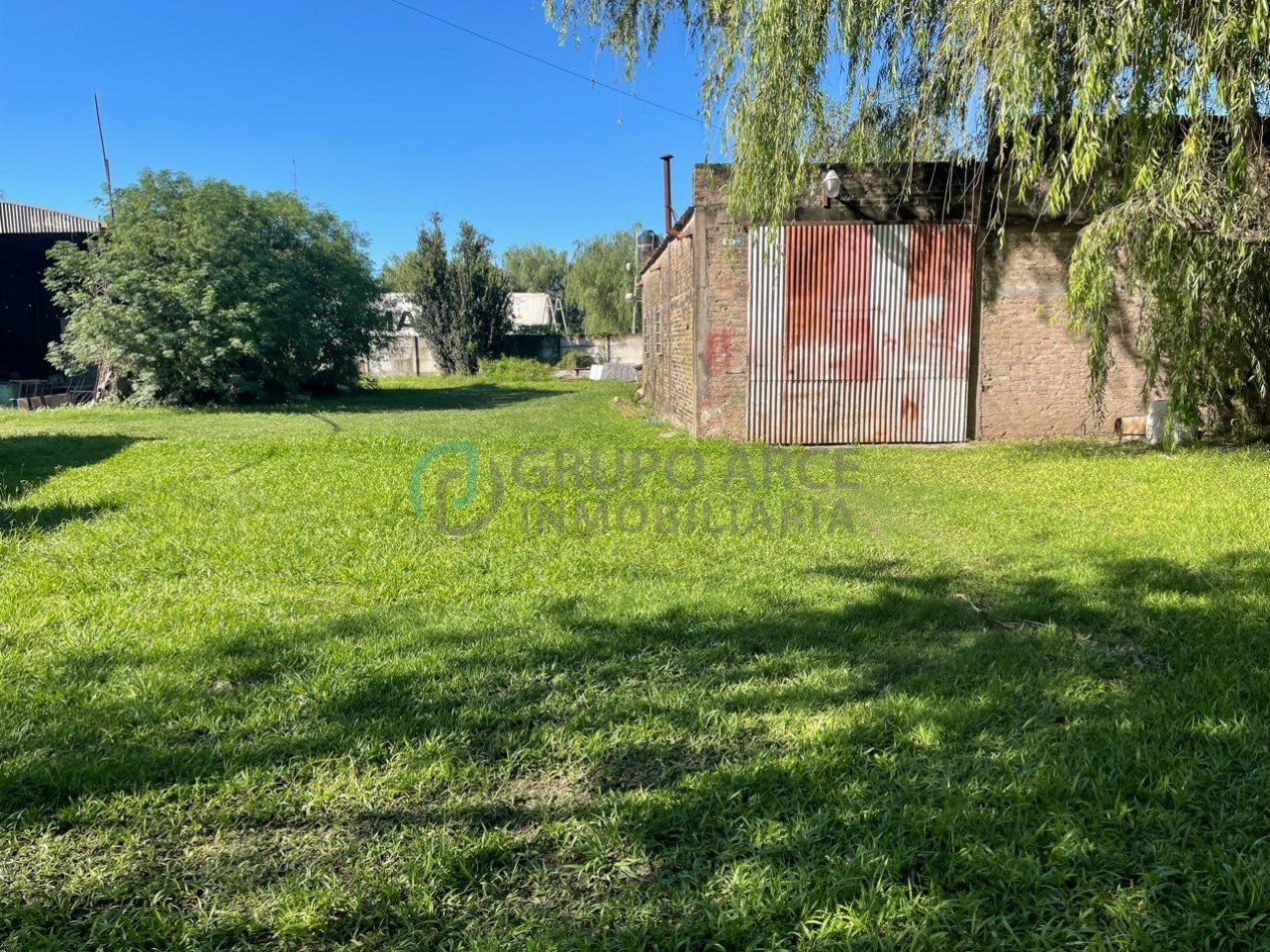 Terreno con Galpon en Venta
