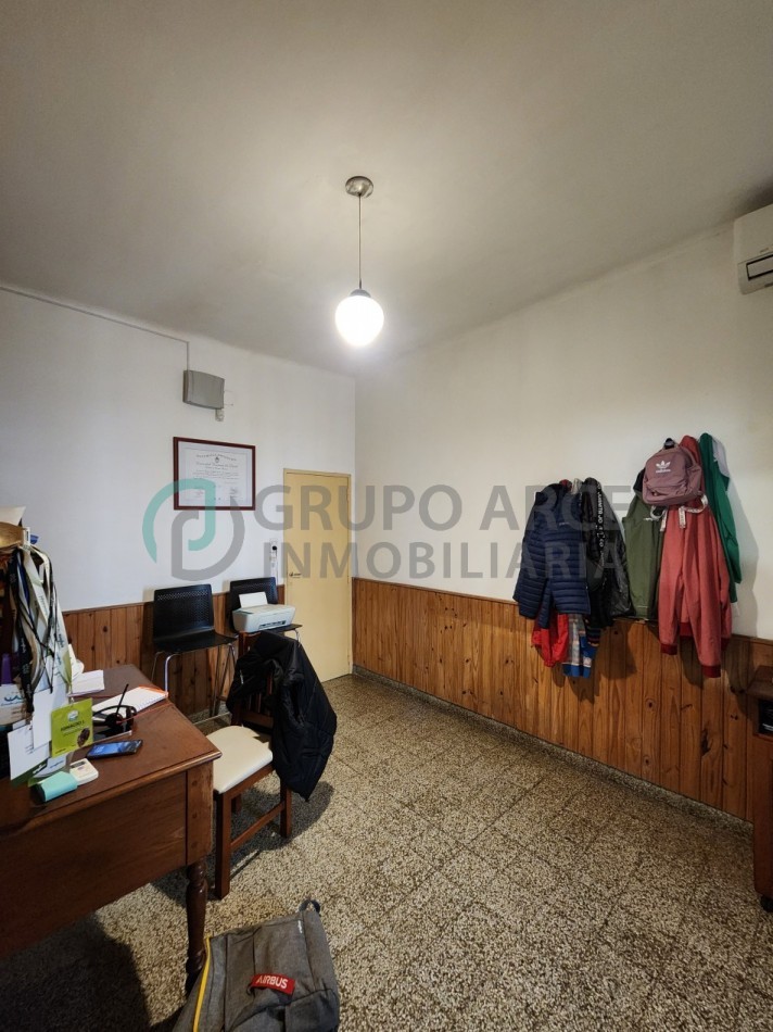 Venta galpon + casa