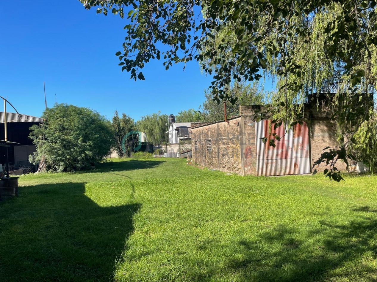 Terreno con Galpon en Venta