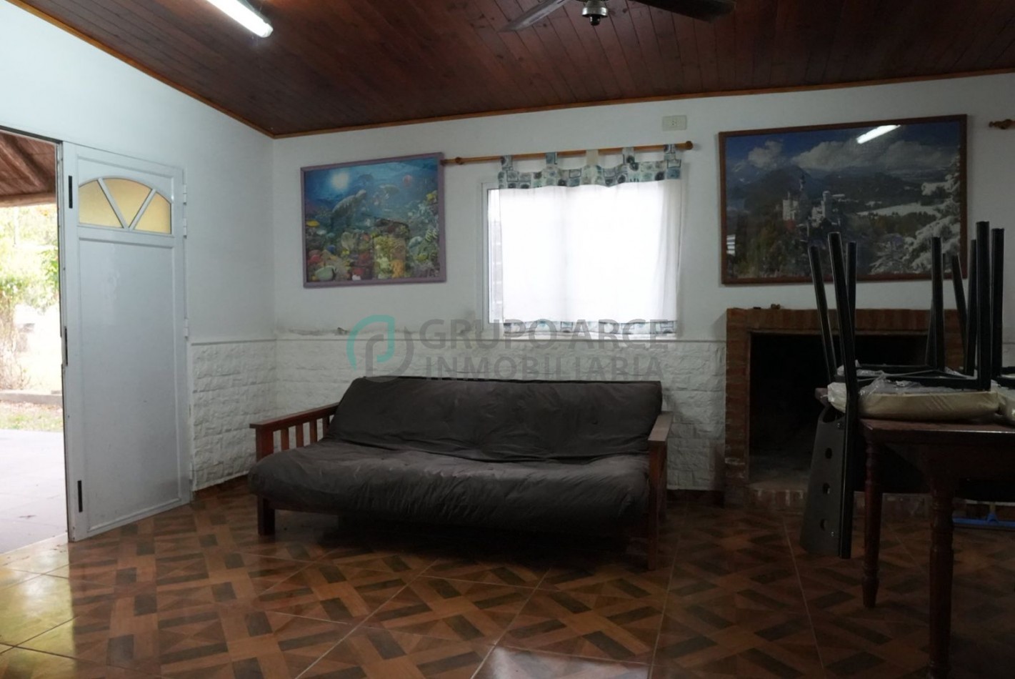 Casa con amplio terreno y quincho en Barrio Comipini - Arocena