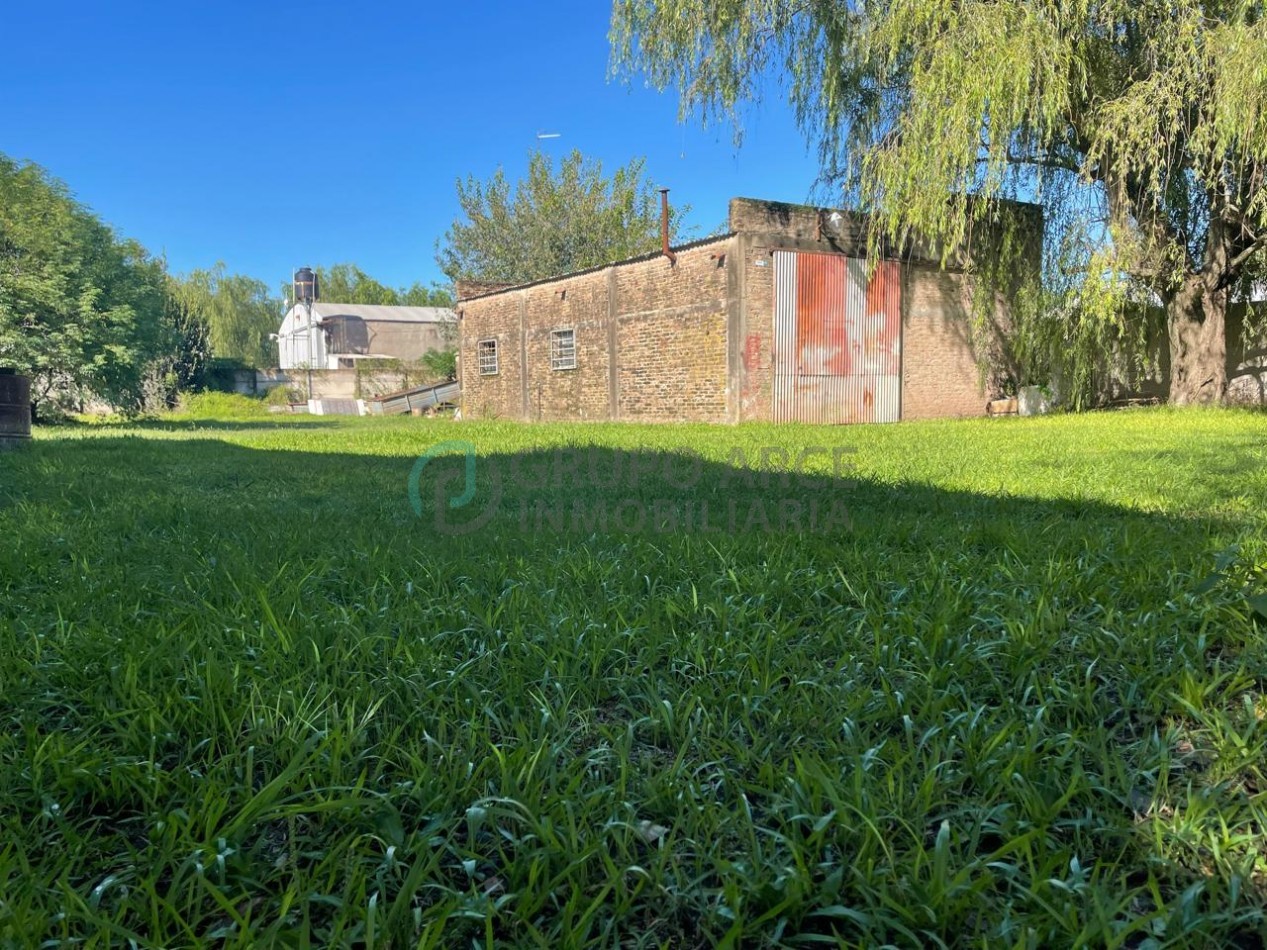 Terreno con Galpon en Venta