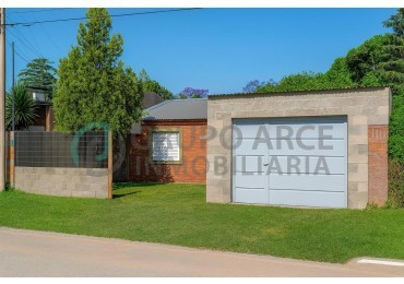 Vivienda en Venta - Remedios de Escalada 1639, Galvez