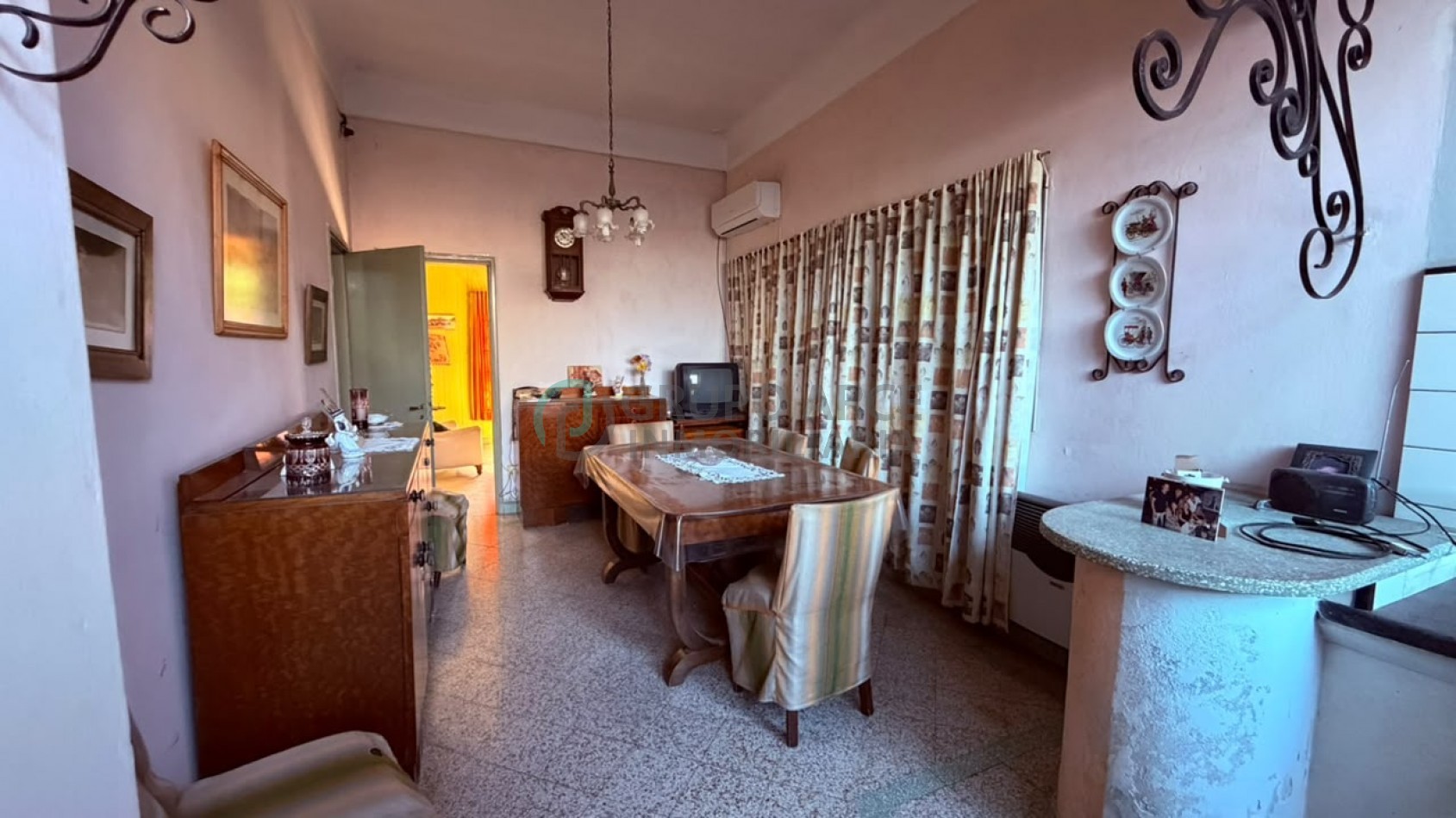Casa en Venta sobre Av. de Mayo - Galvez