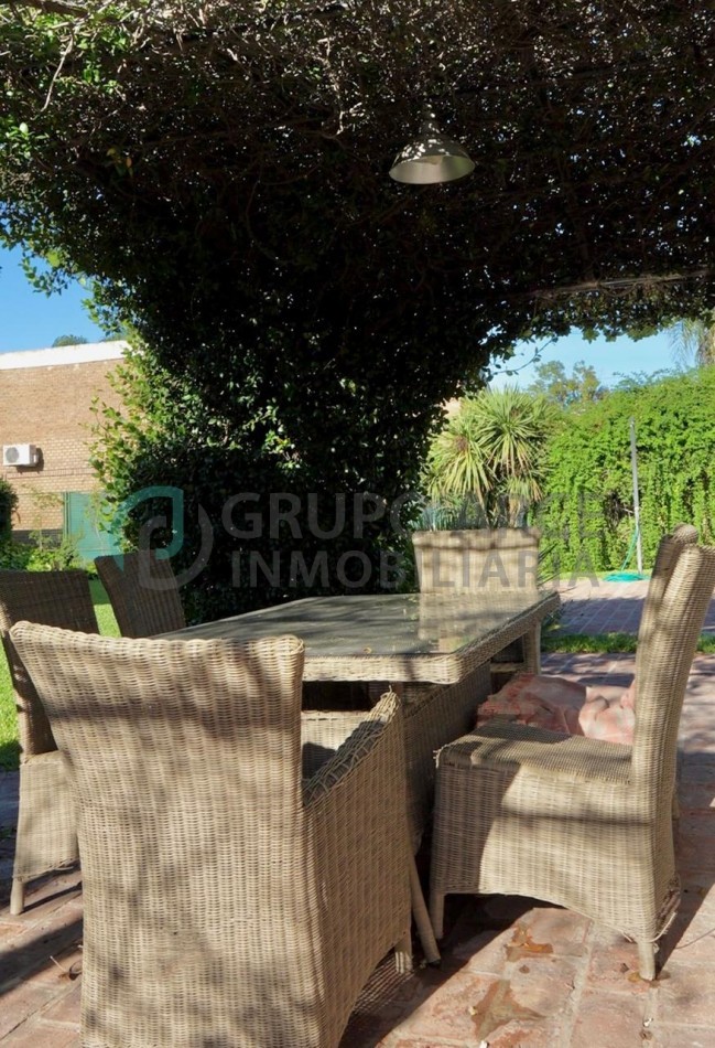 OPORTUNIDAD UNICA EN BARRIO PERONI - CASA + LOTE CON DOBLE INGRESO