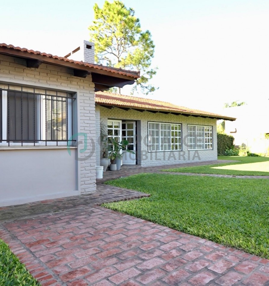 OPORTUNIDAD UNICA EN BARRIO PERONI - CASA + LOTE CON DOBLE INGRESO