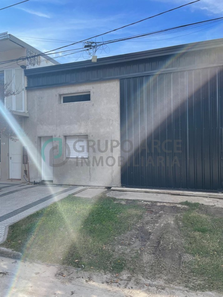 Galpon en Venta - ¡Oportunidad de Inversion en Galvez!