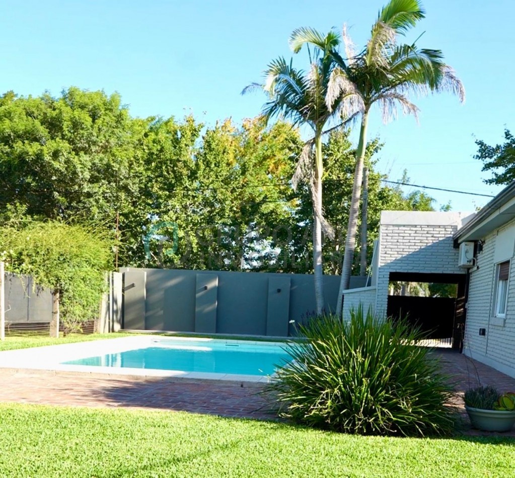 OPORTUNIDAD UNICA EN BARRIO PERONI - CASA + LOTE CON DOBLE INGRESO