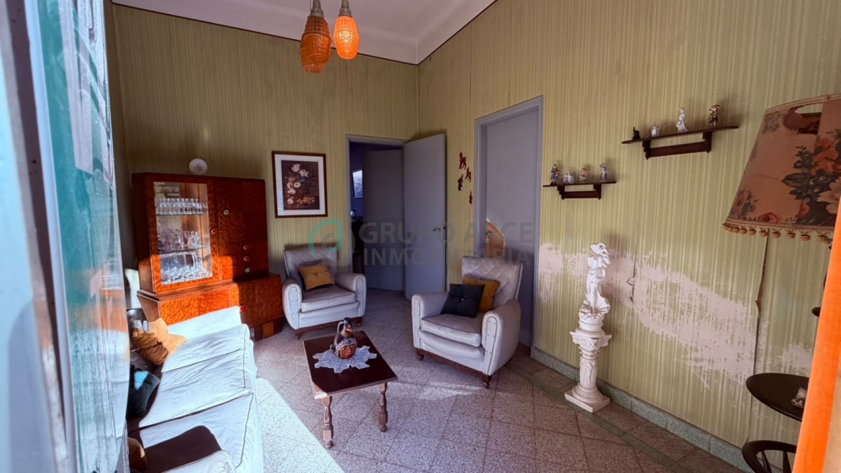 Casa en Venta sobre Av. de Mayo - Galvez